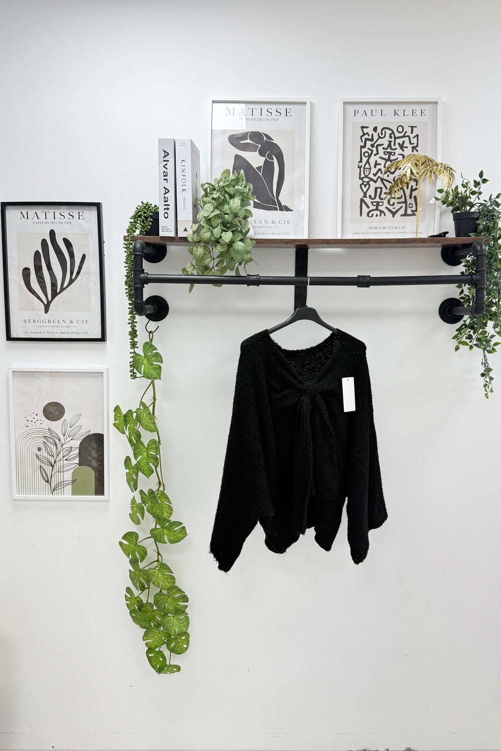 Boutique Profile The Bow Boutique Made In Italy Bow Detail Plain