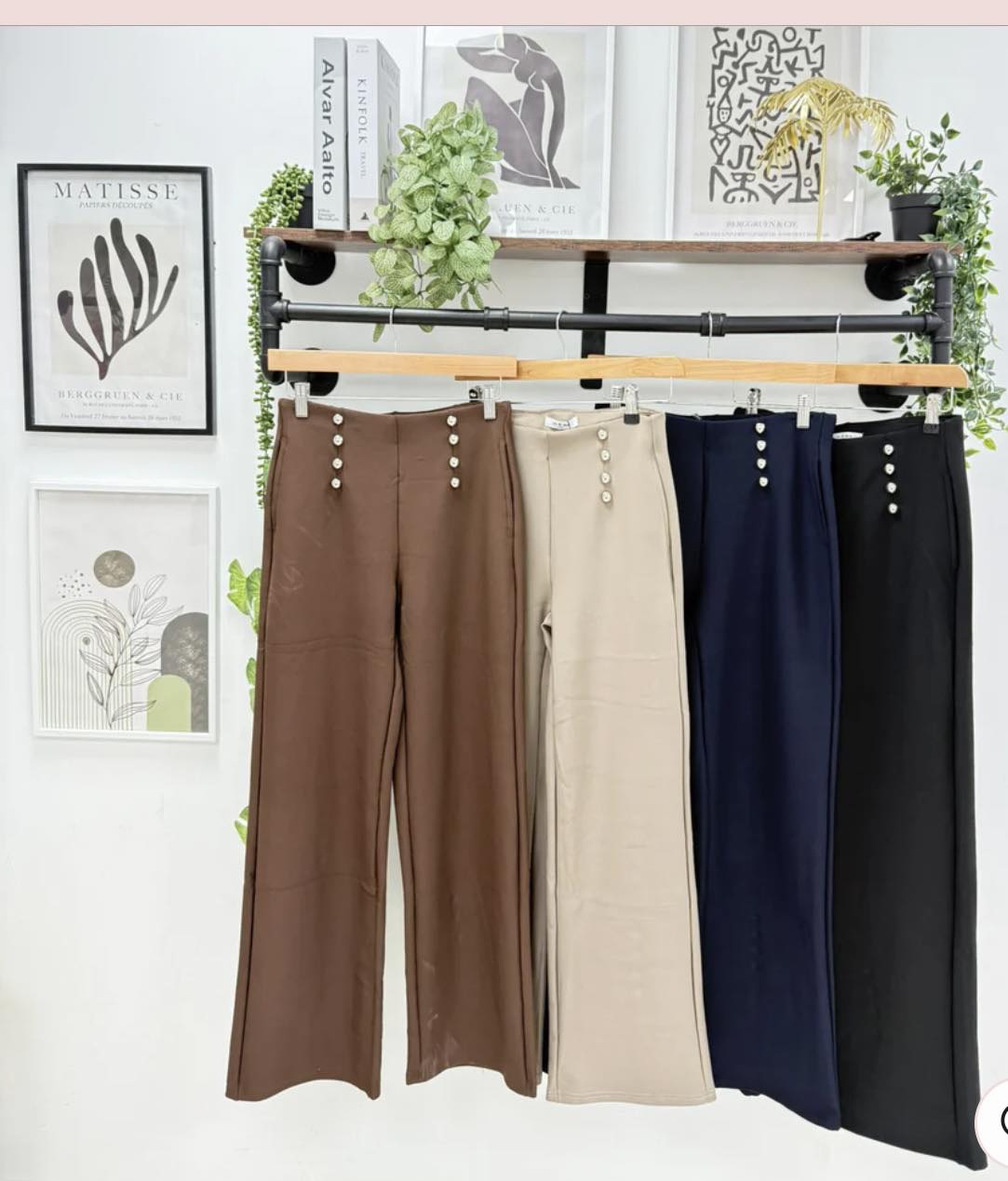 Rosie Stud Detail Leggings