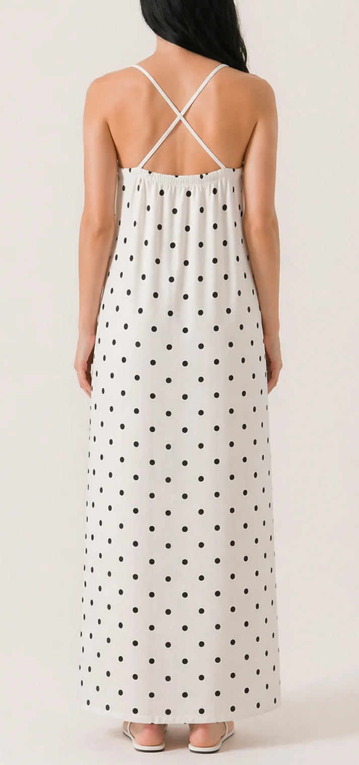 Milan beautiful  soft non crease cami dress with stretch back and side splits. 

One size fits 10-16/18

Polyester elastane