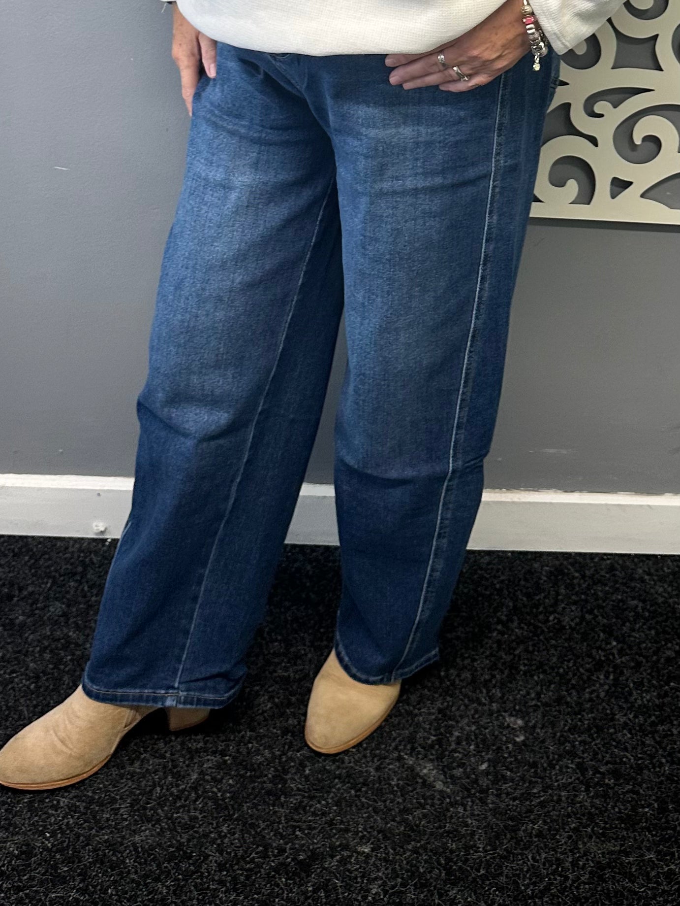 Jess Balloon/Barrel Jeans
