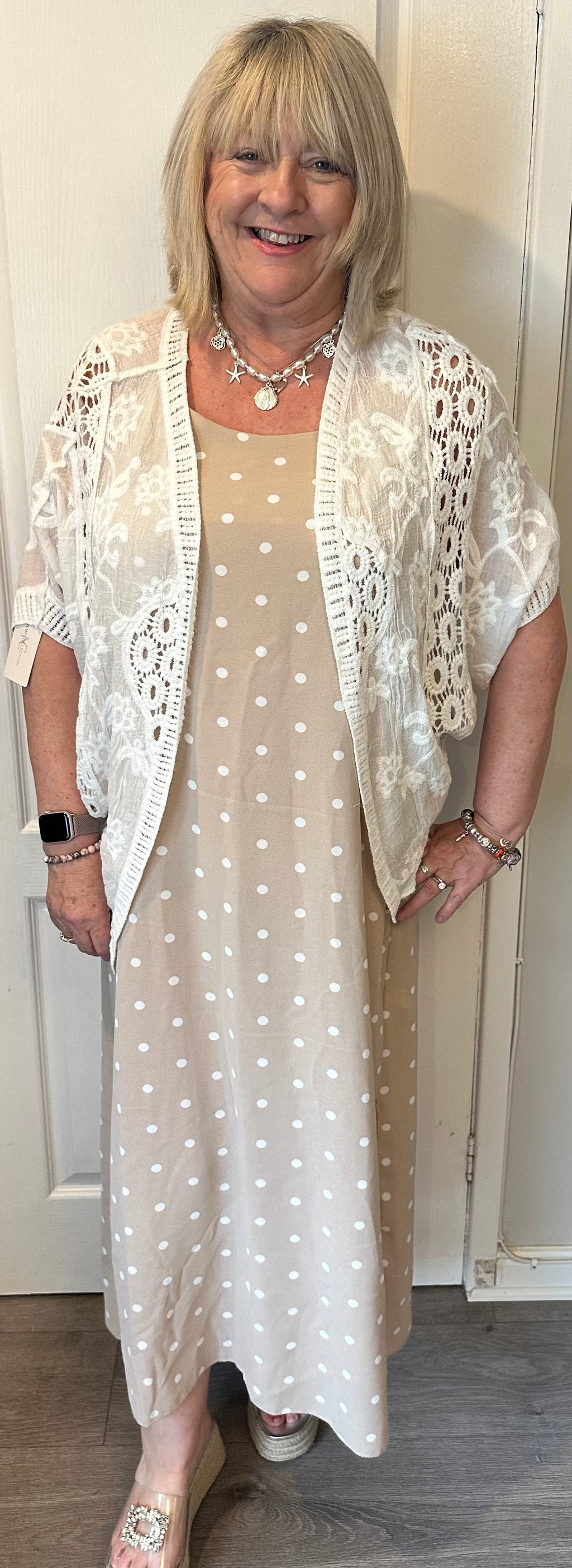 Milan beautiful  soft non crease cami dress with stretch back and side splits. 

One size fits 10-16/18

Polyester elastane