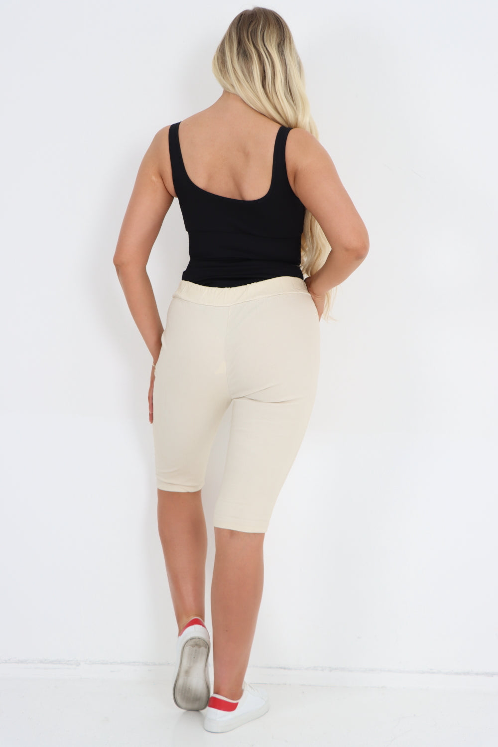 Millie Italian Curvy Knee Length Magic Shorts