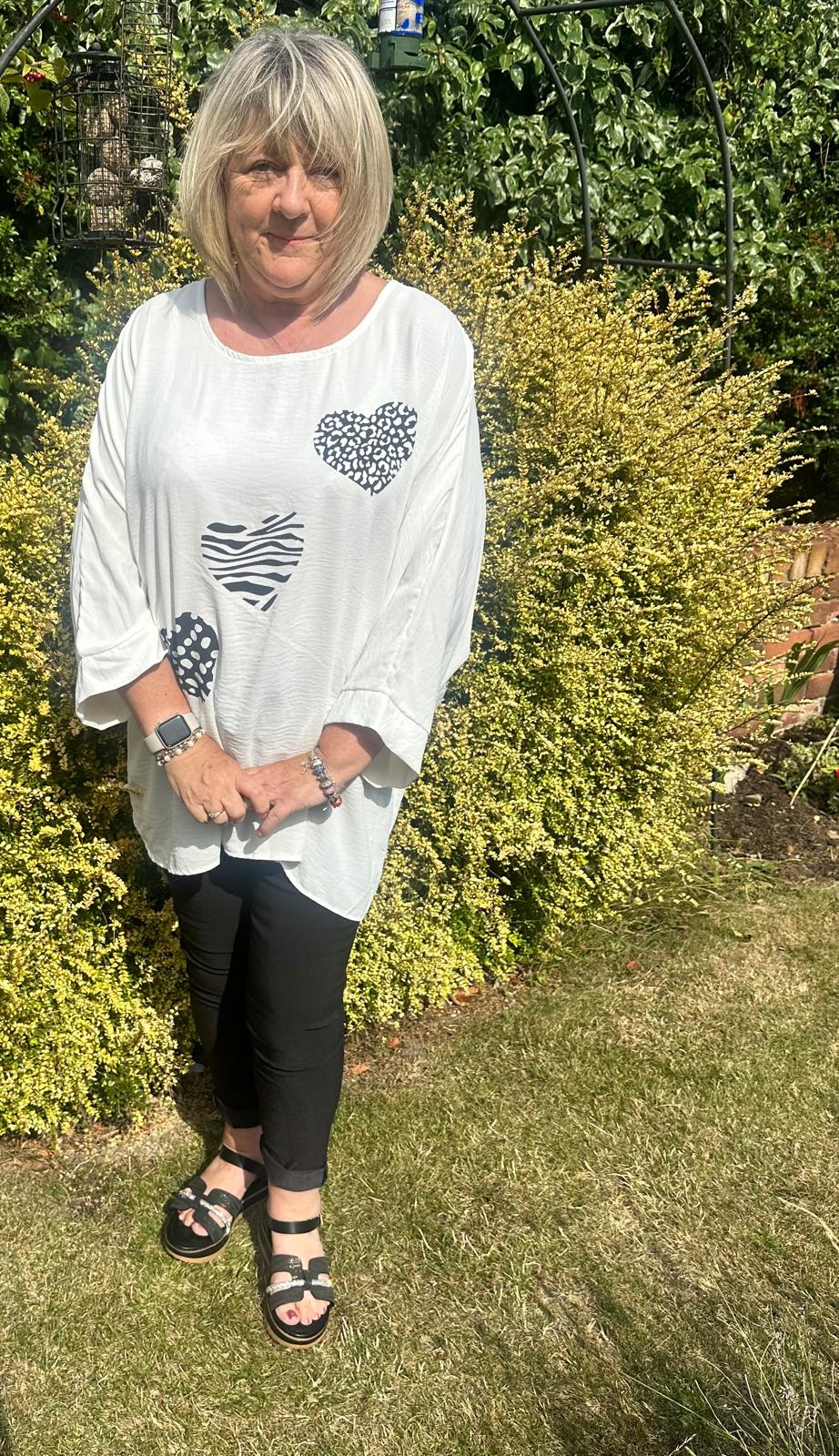 Annie Animal Print Heart 3/4 Sleeve Top